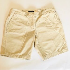 Tommy Hilfiger Tan Flat Front Shorts - Women’s 6